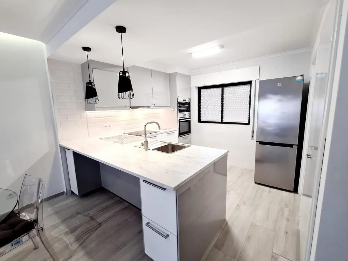 Central And New Fancy 2 Bedroom Apart.W/ 2 Wc Фару Апартаменты